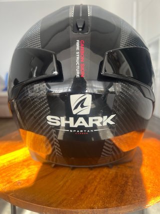 Casco Shark Spartan Carbon