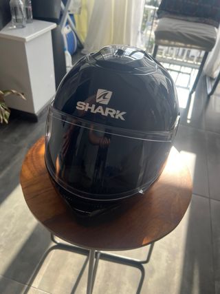 Casco Shark Spartan Carbon