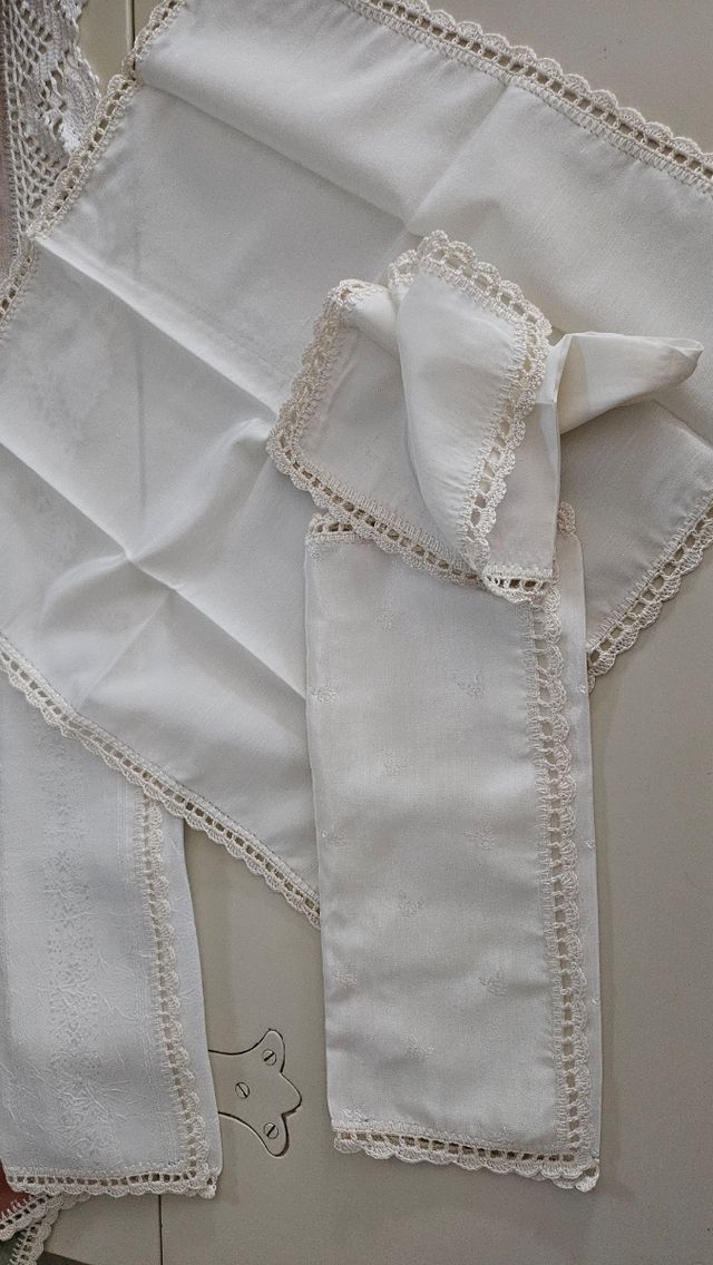 Bustina,tovaglietta e tovagliolo 