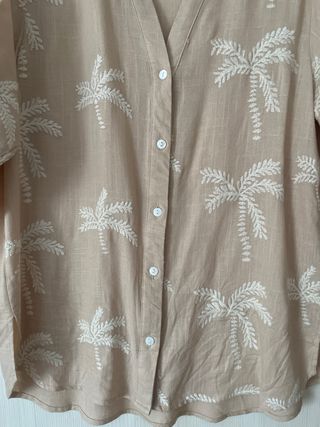 Blusa estampado palmeras