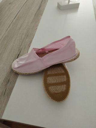 Zapatillas esparto.