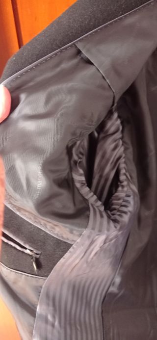 Abrigo clásico hombre Alain Manoukain