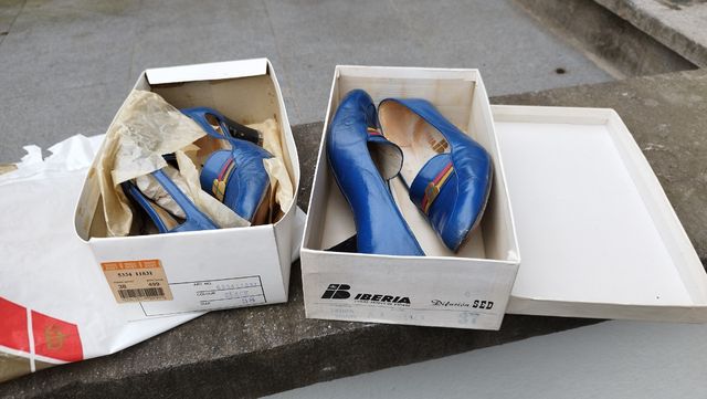Antiguos zapatos Iberia azafatas