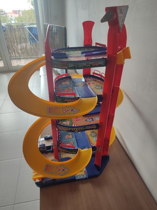 Parking garaje 5 plantas y 4 rampas de Molto