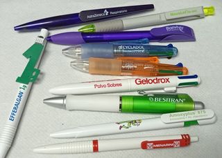 Lote 60 bolígrafos publicidad farmaceuti