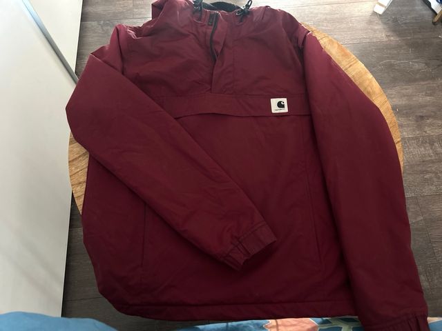 Carhartt cortavientos