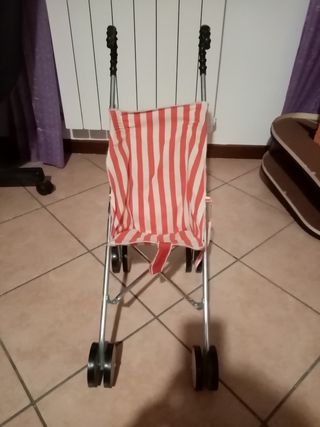 Passeggino per bambole