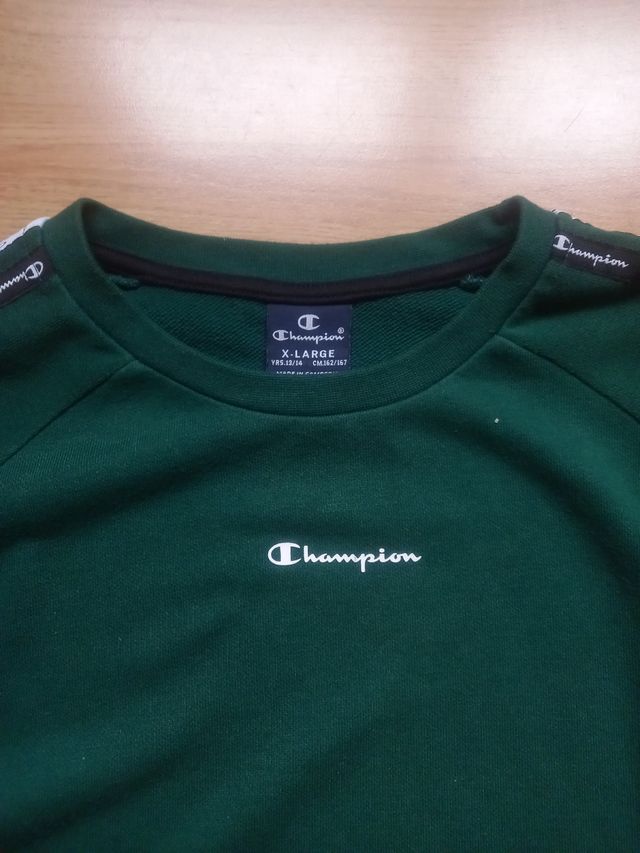 2 Sudaderas sin capucha champion,14 regalo ot
