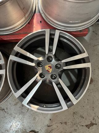 Llantas porsche originales 20”