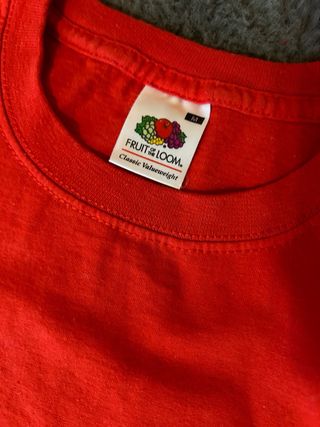 T-shirt rossa M con scritta Coca Cola