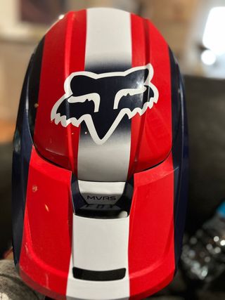 Casco fox v1