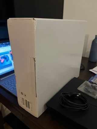 PlayStation 4 da 1 TB con scatola