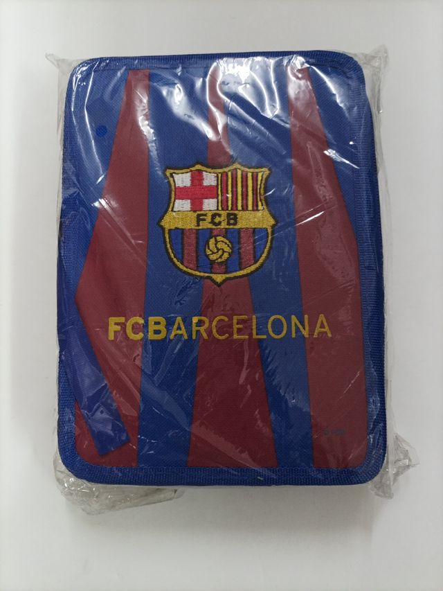 PLUMIER ESCOLAR F.C. BARCELONA 2 PISOS. PINTURAS..