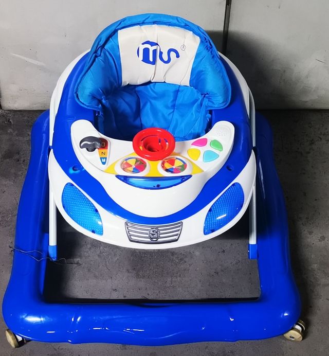 Andador correpasillos