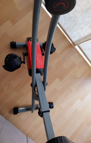 Bicicleta estática plegable