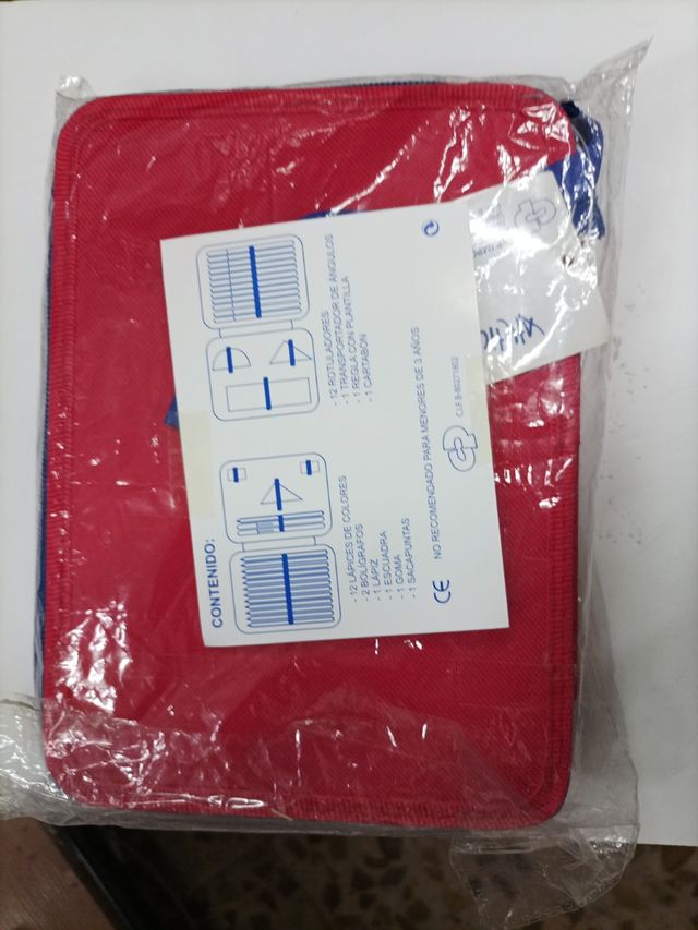 PLUMIER ESCOLAR ATLÉTICO MADRID 2 PISOS PINTURAS..