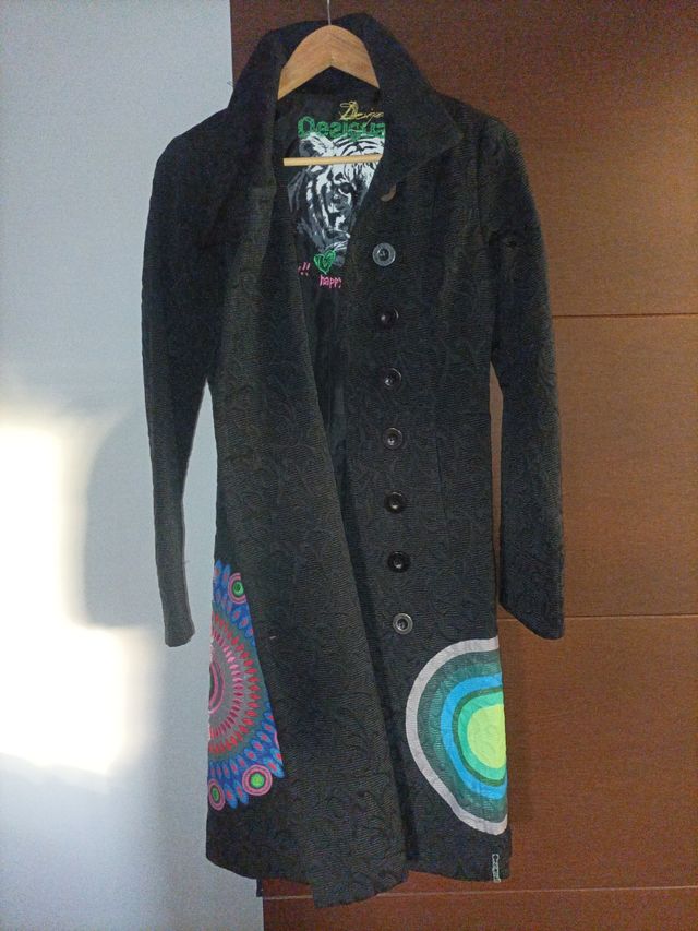 Abrigo Desigual
