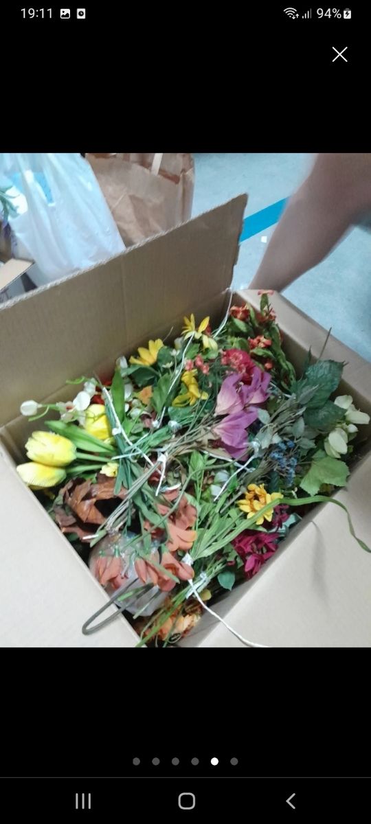 Botellas cristal con flores