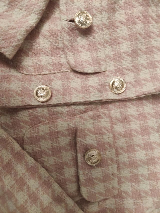 Chaqueta de tallaje corto para chicas