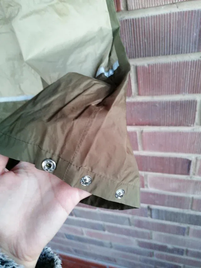 Conjunto chubasquero de niño