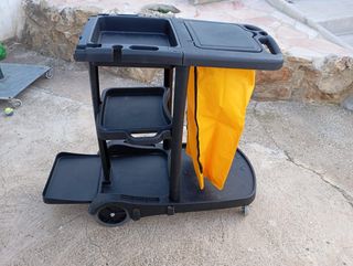 Carrito de limpieza 