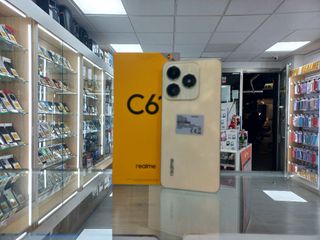 REALME C61