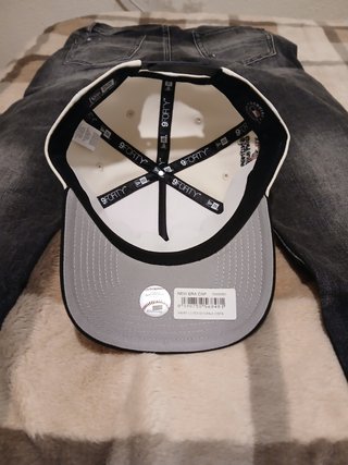 Baquero y gorra