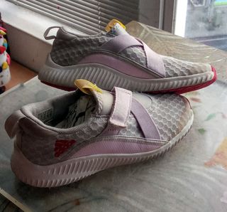 Último precio Deportivas Adidas 31