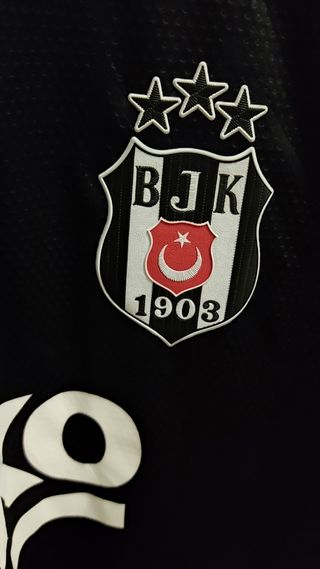 Besiktas 21/22 away jersey M