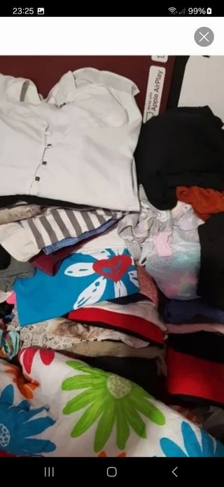 Lote de 50 piezas ropa por 20 euros. OFERTA!