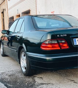 Mercedes-Benz Clase E 2000