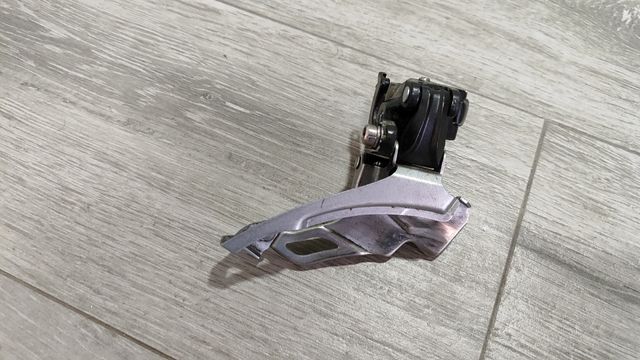 Desviador delantero Shimano