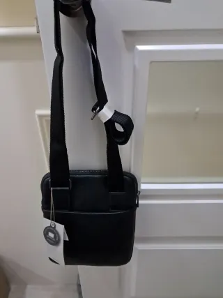 Cinturon y bolso de hombre