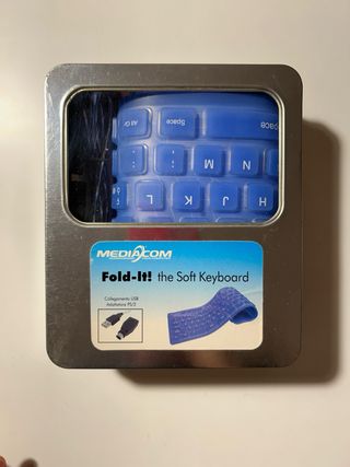 Tastiera portatile e pieghevole