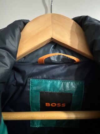 Plumas Boss verde Talla M / 50