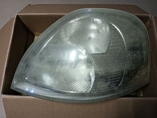 2 FAROS RENAULT MASTER 