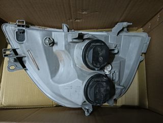 2 FAROS RENAULT MASTER 