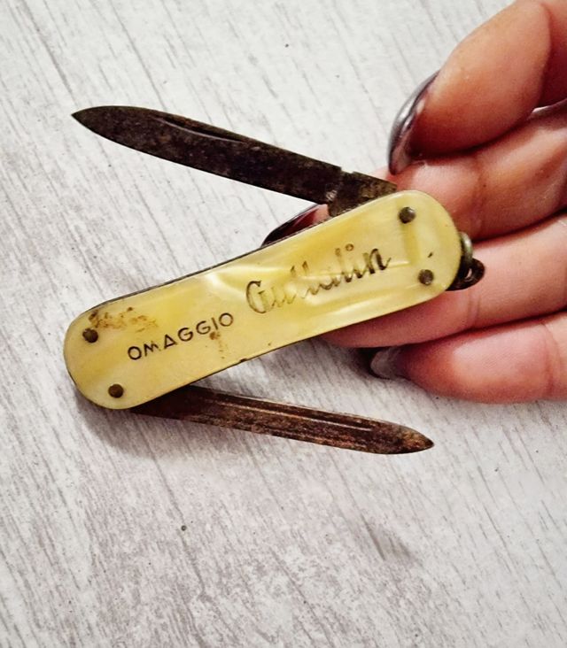 Set 2 coltellini vintage in madreperla