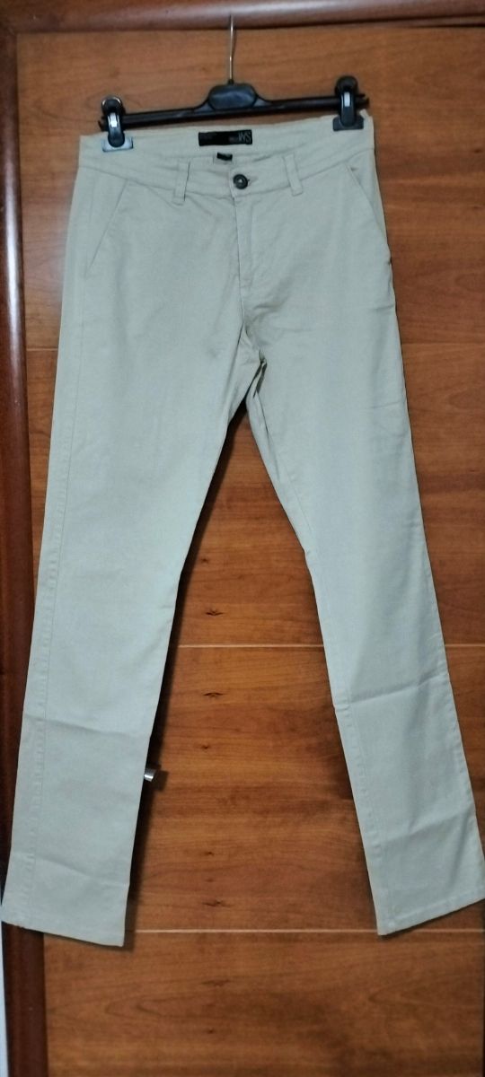 Pantalón chino de chico de Inside 