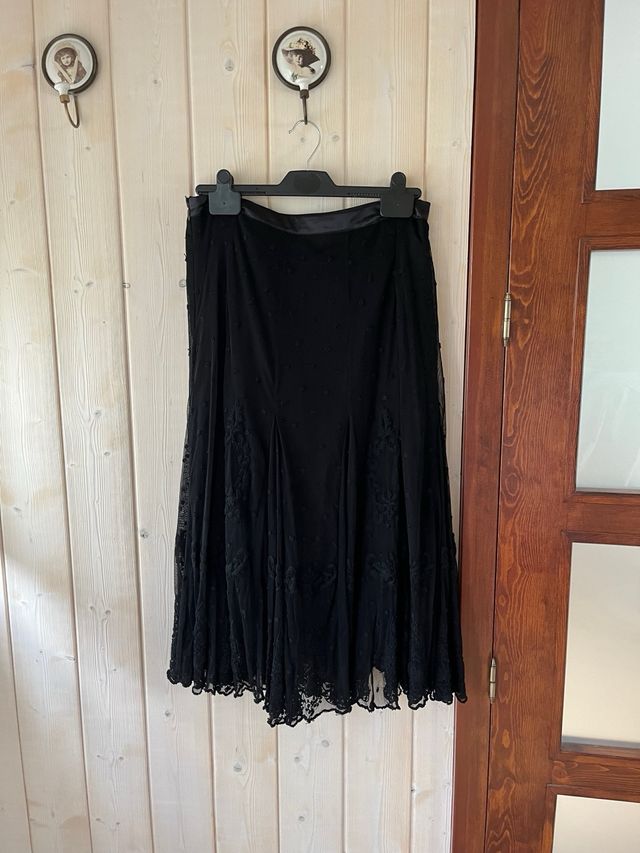 Falda de tull y encaje de Pedro del Hierro