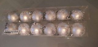 12 palline di Natale Ikea