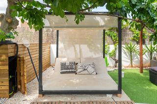 Cama Balinesa Auminio