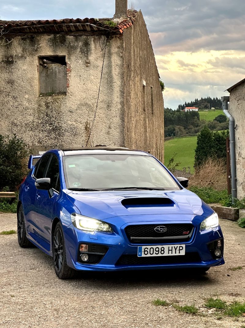 Subaru WRX 2014 - foto 1