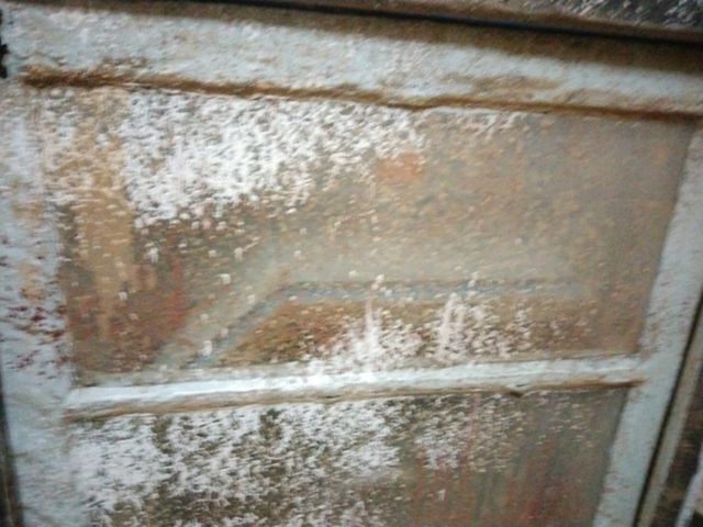 Venta de madera antigua vintage y su reja