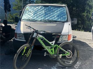 Mondraker summun DH