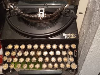 Máquina de escribir Remington Portable