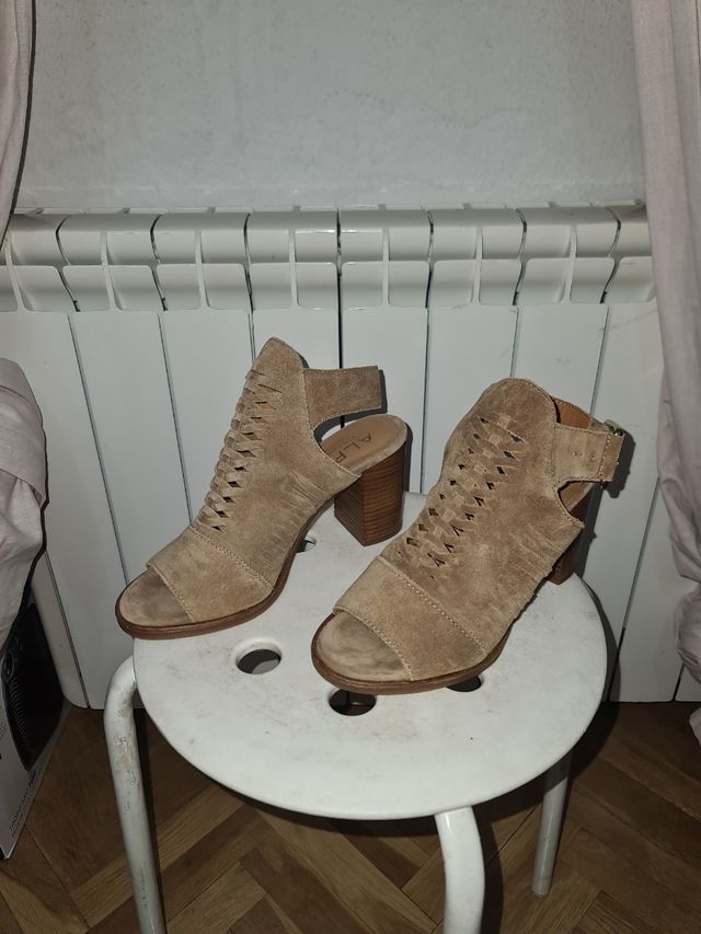 Sandalias de tacón alpe serraje