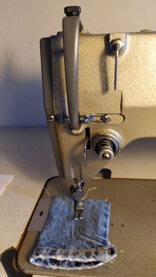 Maquina de Coser Industrial .