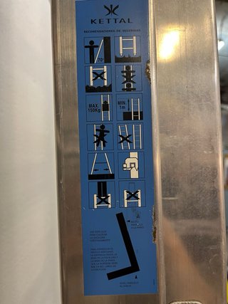 Escalera telescópica Kettal