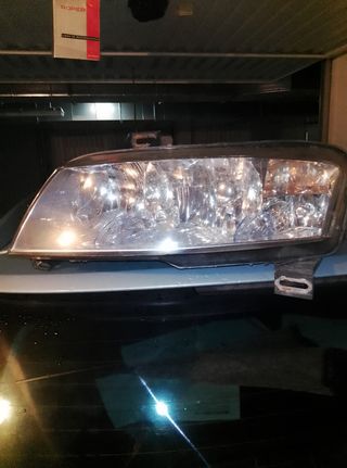 Faro delantero Fiat stilo